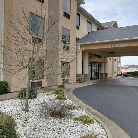 Quality Inn & Suites Malvern Экстерьер фото