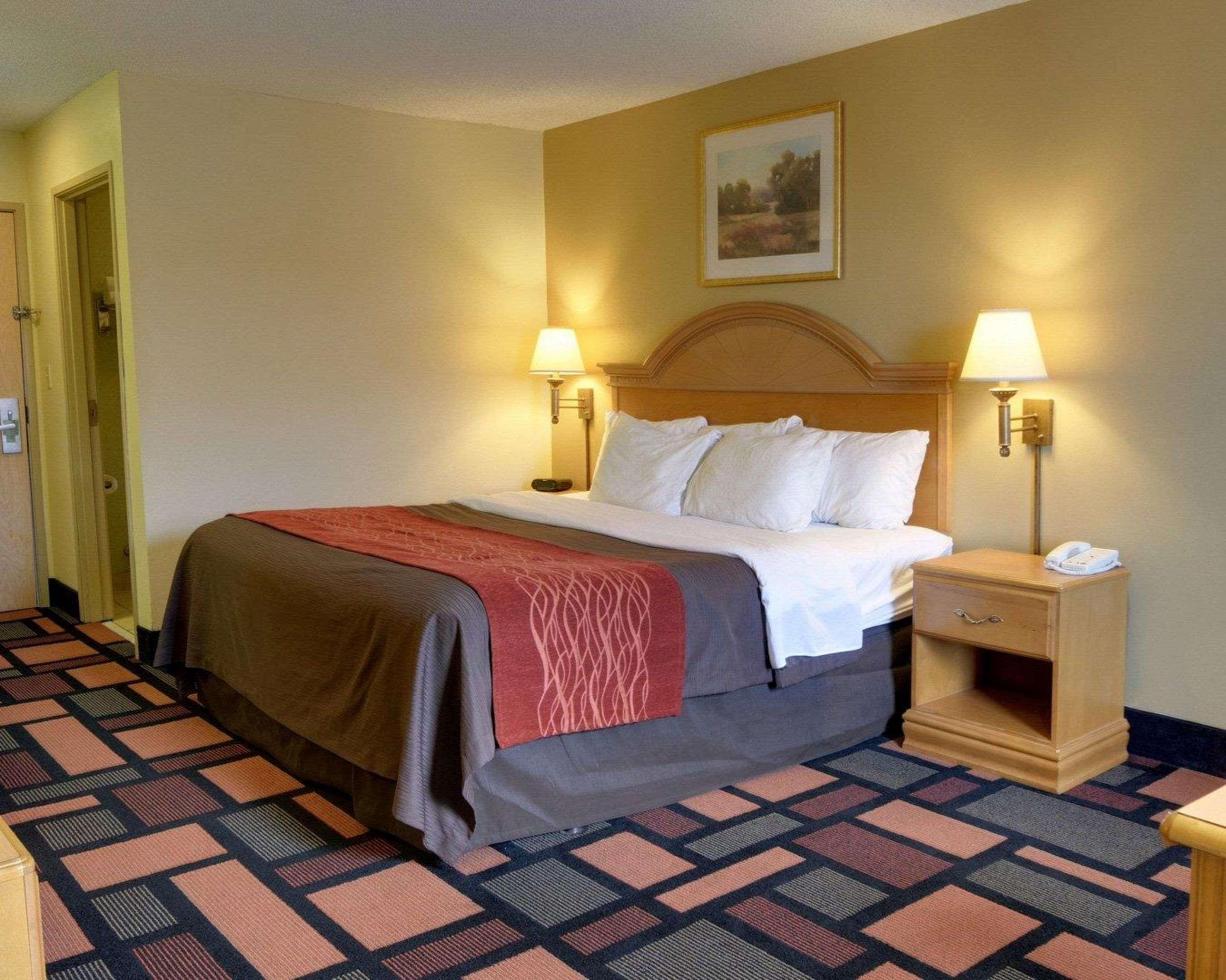 Quality Inn & Suites Malvern Экстерьер фото