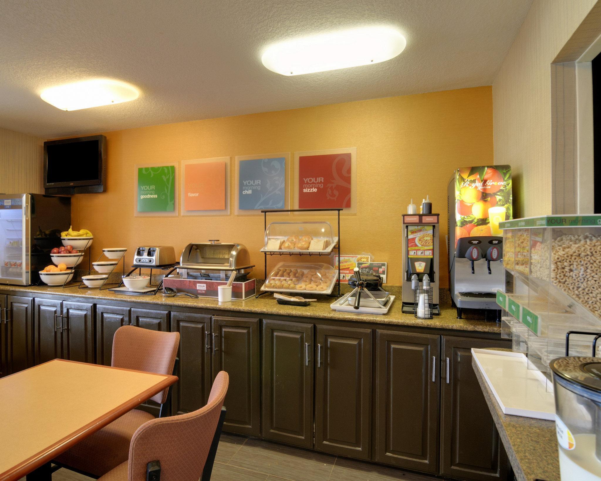 Quality Inn & Suites Malvern Экстерьер фото