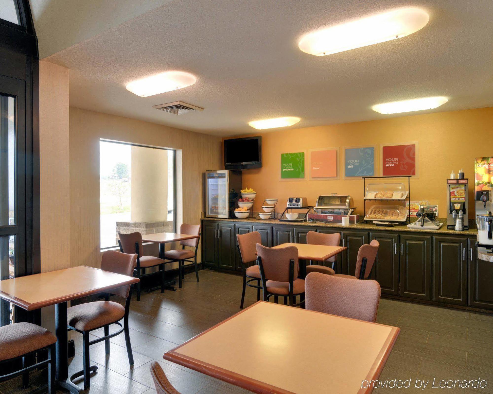 Quality Inn & Suites Malvern Экстерьер фото